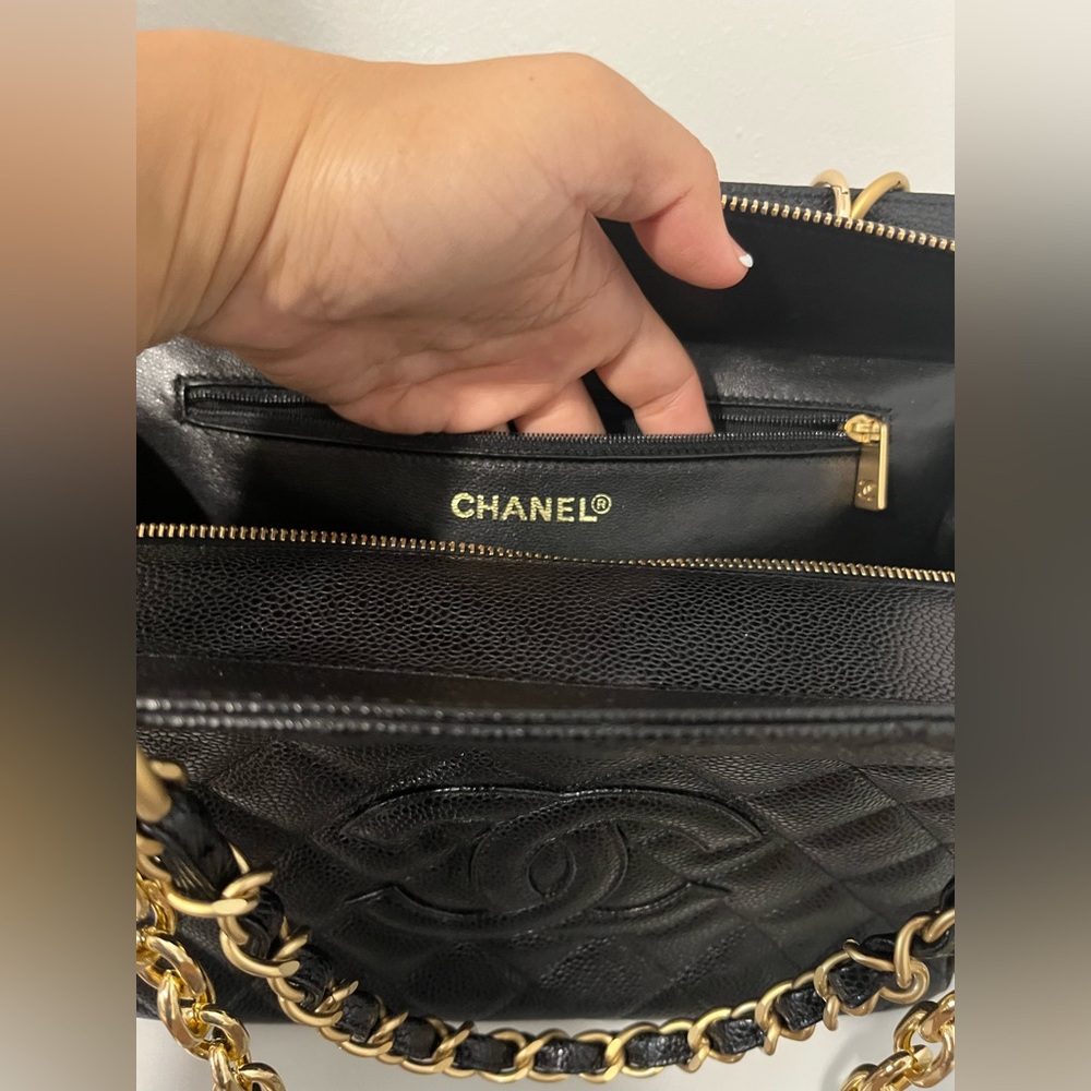 Sold CHANEL Black Quilted Petite Timeless Tote with gold hardware - Picture 3 of 7